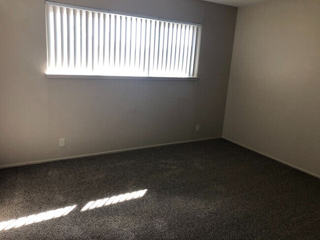 Building Photo - 3629 El Camino Ave