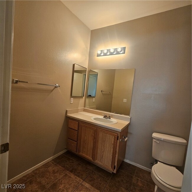 Building Photo - 9050 W Warm Springs Rd