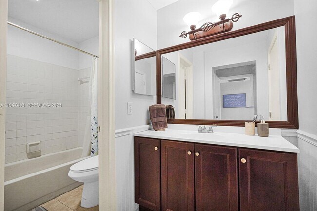 Building Photo - 2149 Discovery Cir W