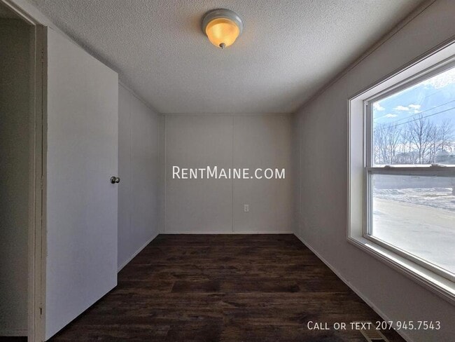 Building Photo - 41 Hatch St