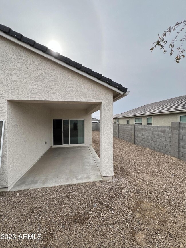 Building Photo - 24368 W Albeniz Pl