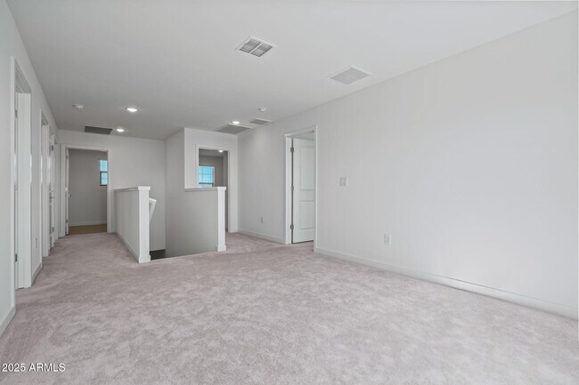 Building Photo - 3023 W Bent Tree Dr