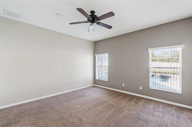 Building Photo - 648 Lockbreeze Dr