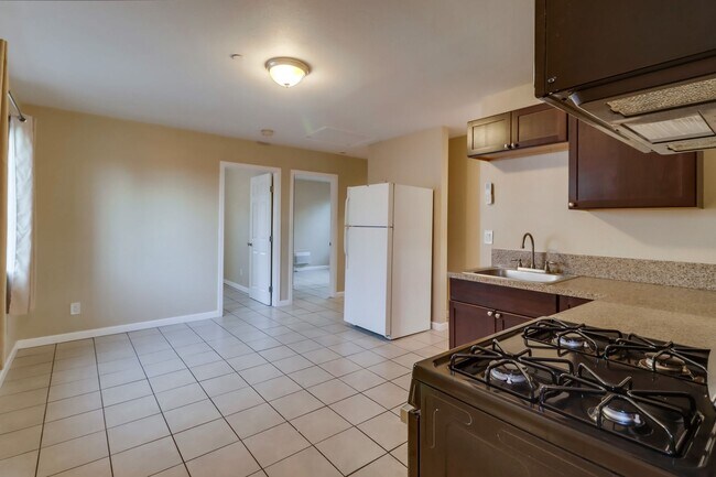 Building Photo - Barcelona Ridge Estates