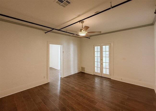 Building Photo - 1120 NW 51st St