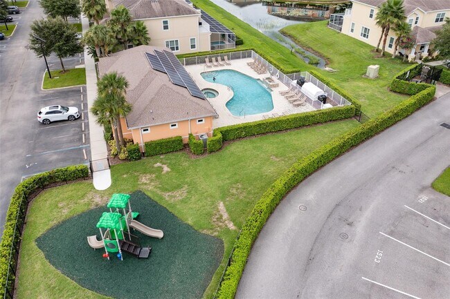 Building Photo - 1601 Tranquil Ave