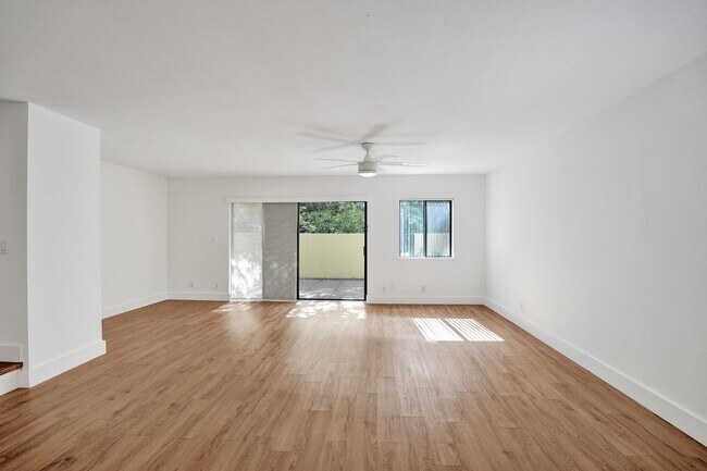 Building Photo - 1330 NW 13th St