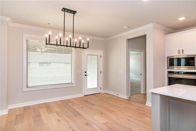 Building Photo - 1433 Cittadella Ave