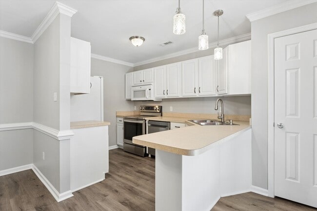 Building Photo - York County Condo Near NASA & Langley with Dual Suites + Sitting Area