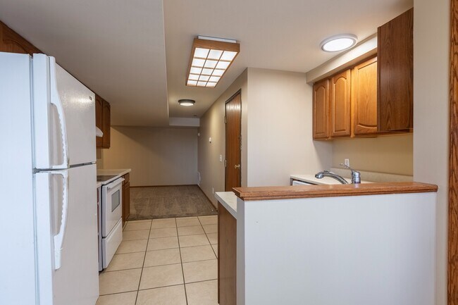 Floorplan - Square 131 - 4860 - 5 Plex
