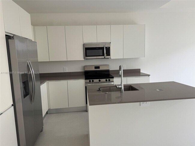 Building Photo - 34513 SW 191st Ct