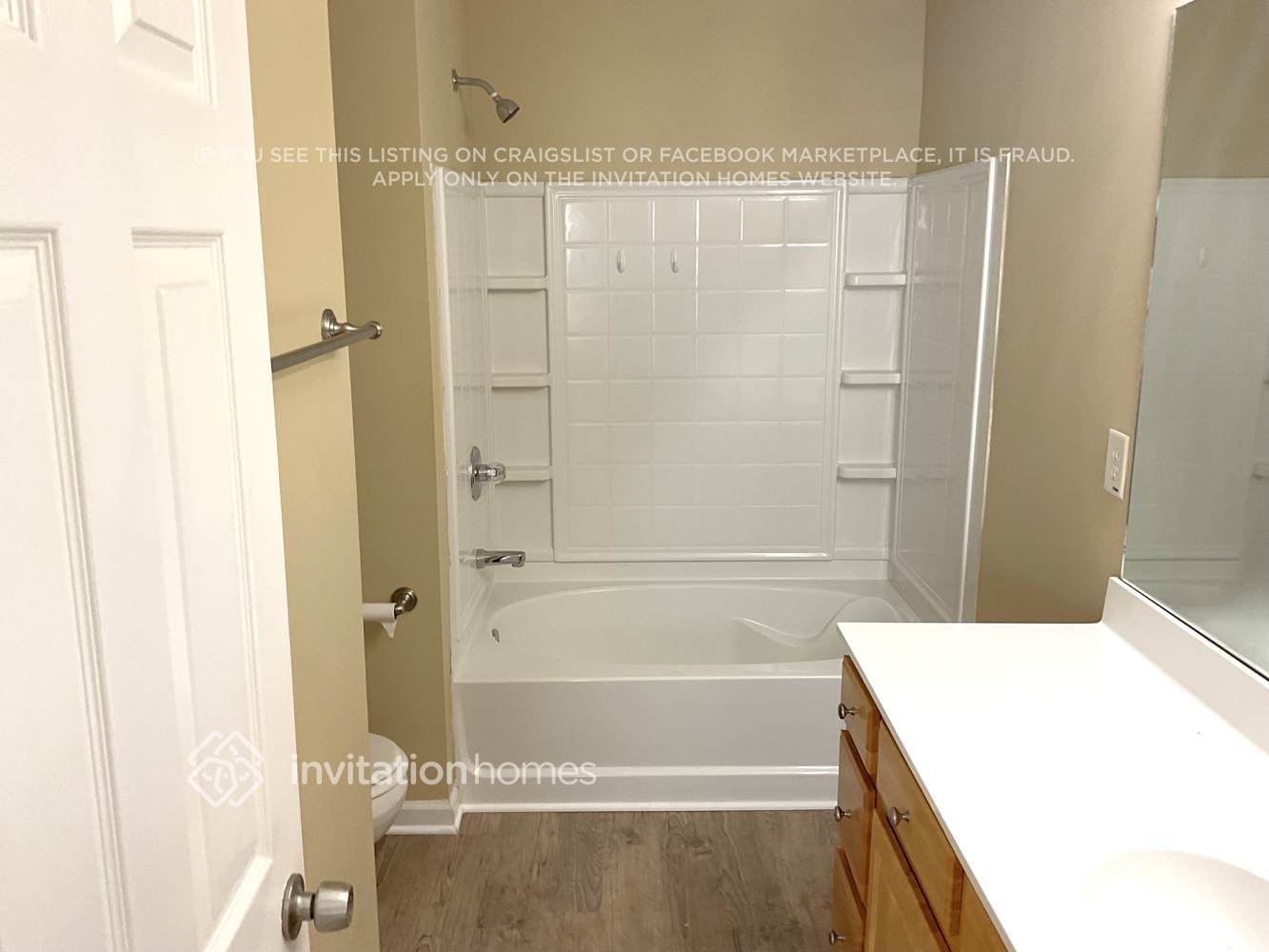 Building Photo - 202 Riverstone Commons Cir