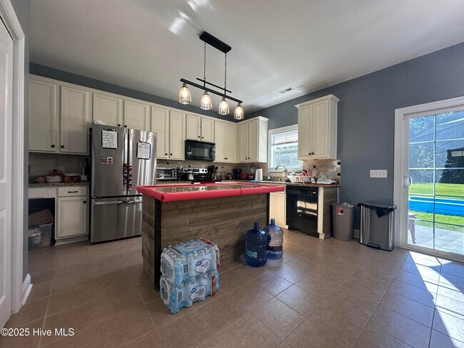 Building Photo - 509 Blue Angel Ct