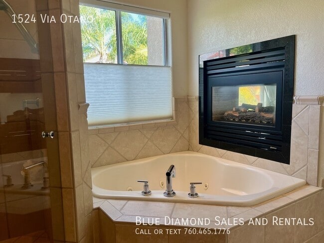 Building Photo - 1524 Via Otano