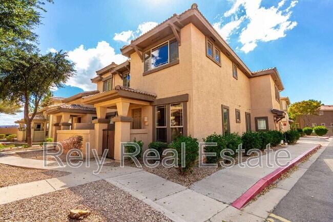 Building Photo - 1225 N 36th St