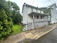 Building Photo - 442 Cooper Ave