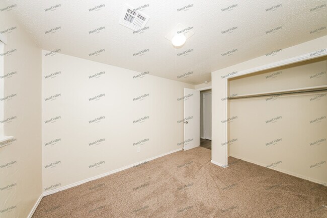 Building Photo - 229 NW 87th St