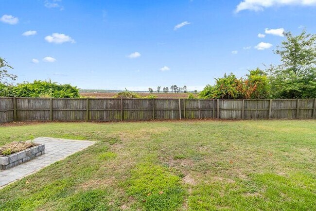 Building Photo - 720 Camwheel Dr