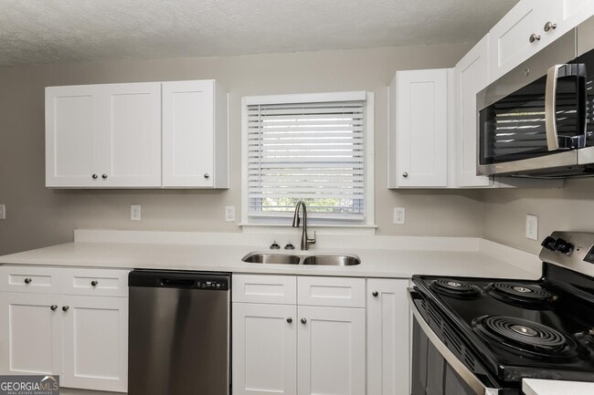 Building Photo - 109 Woodhaven Dr