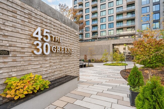 Building Photo - 45-30 Pearson St