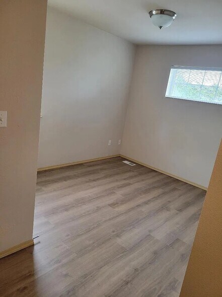 Building Photo - 18323 13th Avenue Ct E