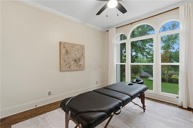 Building Photo - 4221 Willow Oak Dr