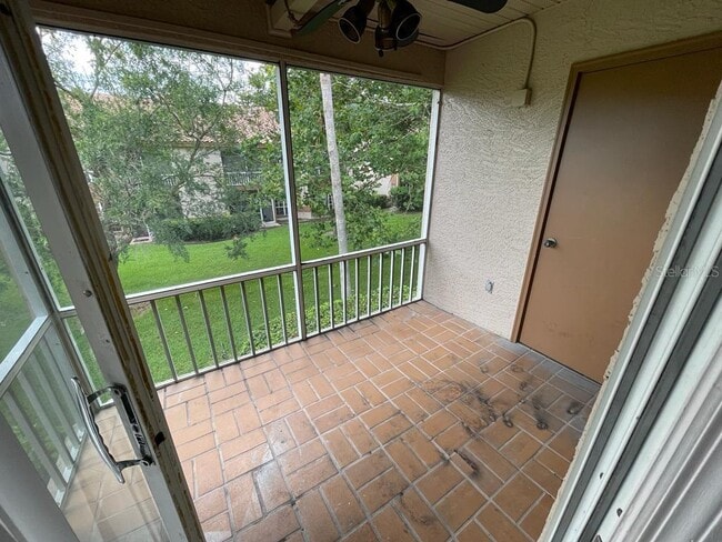 Building Photo - 4692 Sussex Terrace