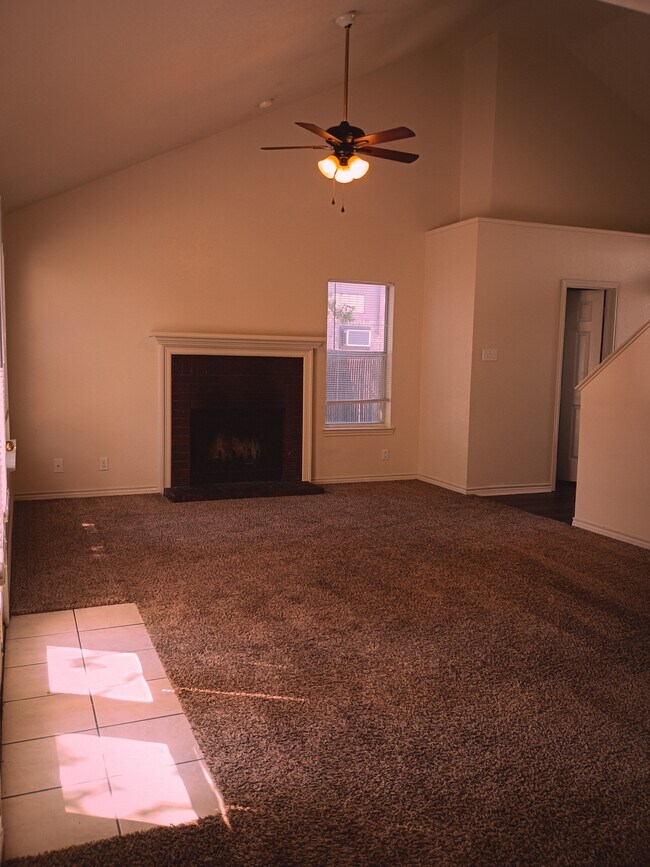 Building Photo - 3506 Chandler Dr