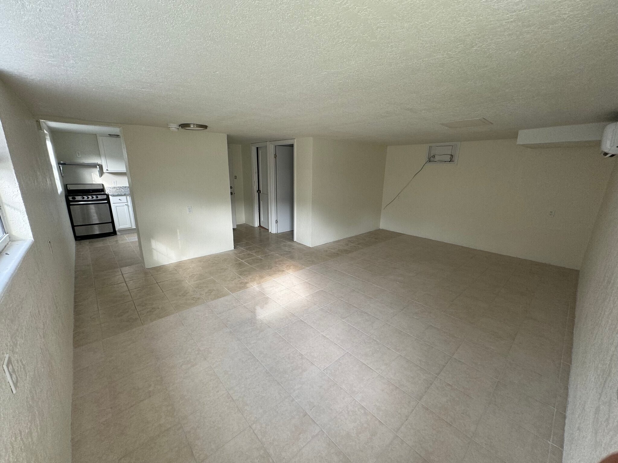Building Photo - 600 Riverview Blvd