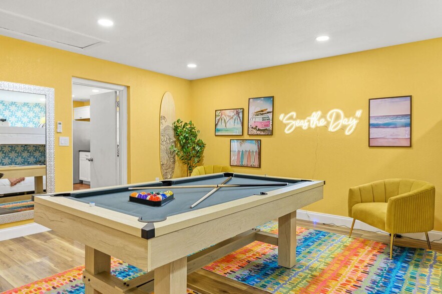 Building Photo - 11253 51st Ave N