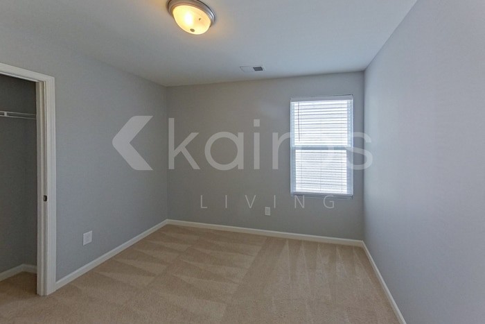 Building Photo - 605 Ivy Brook Way