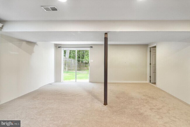 Building Photo - 8916 Arley Dr