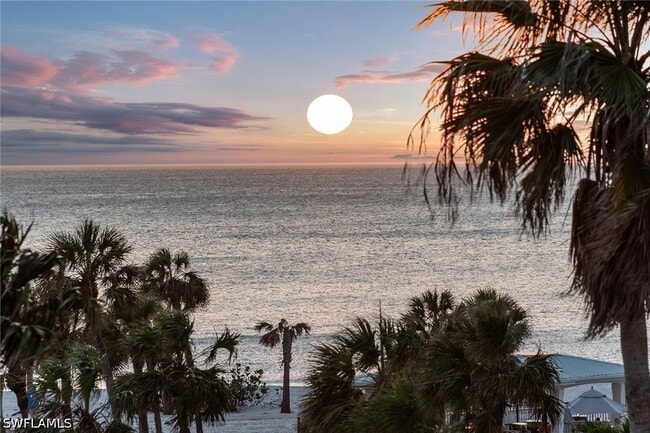 Building Photo - 4031 Gulf Shore Blvd N