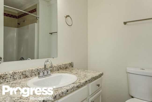 Building Photo - 3077 Botany Dr