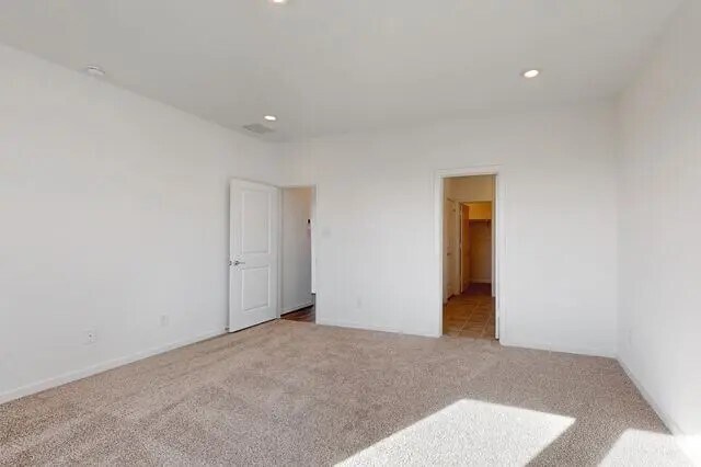 Building Photo - 21611 Shadowbrook Birch Dr