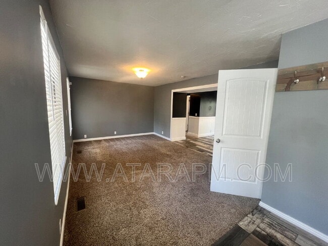 Building Photo - 11633 Nicklaus Rd