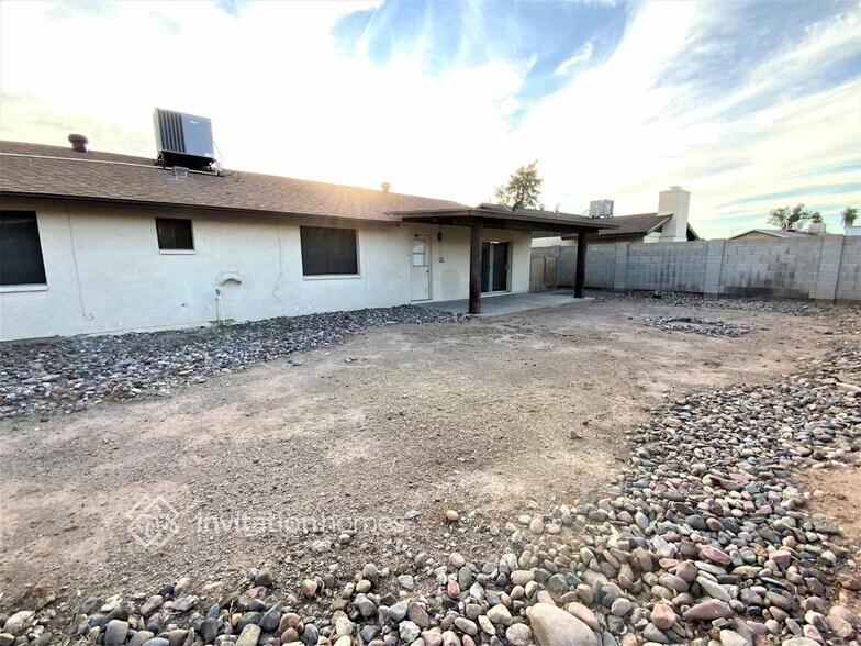 Building Photo - 4438 W Mercer Ln
