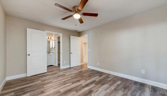 Building Photo - 5485 Decatur St