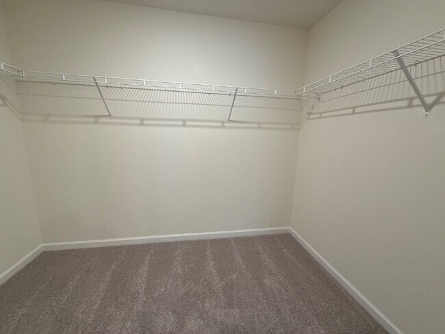 Building Photo - 112 Vulcan St