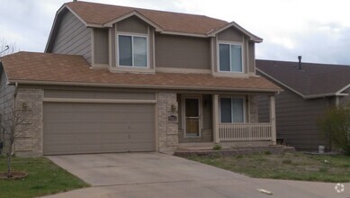 Building Photo - Light airy two story minutes from Fort Carson
