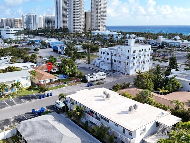 Building Photo - 1258 Beach Rd