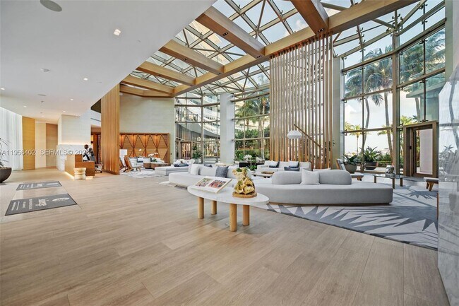 Building Photo - 2200 N Ocean Blvd