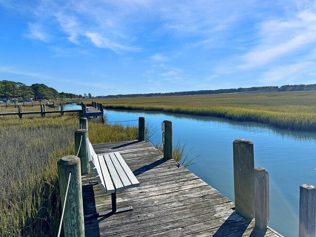 Building Photo - 7214 FIDDLER Ln