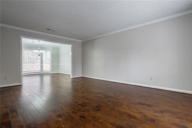 Building Photo - 8895 Club River Dr