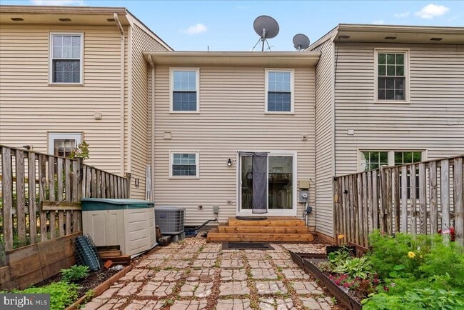 Building Photo - 14505 Skipton Ct
