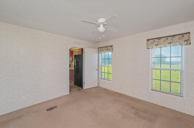 Building Photo - 2295 Bermuda Ln
