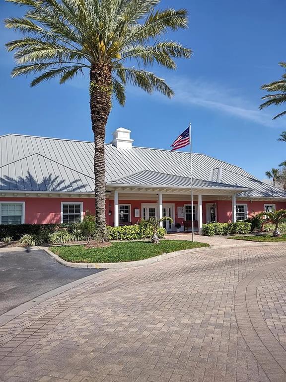 Building Photo - 3893 Pompano Dr SE