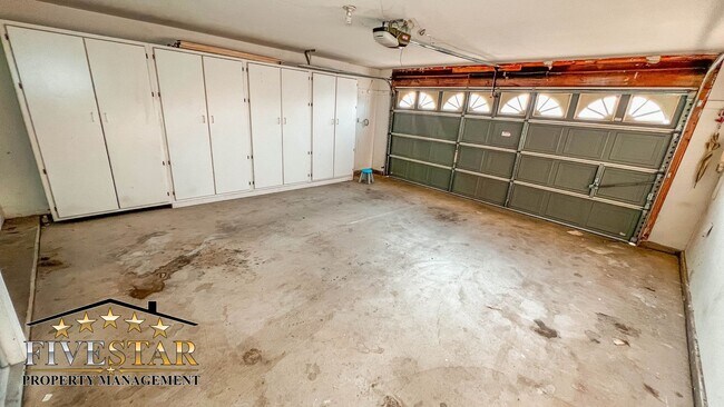 Building Photo - 4710 Polo Wood St