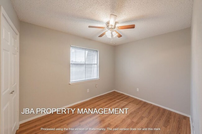 Building Photo - 1758 Farleigh Ct