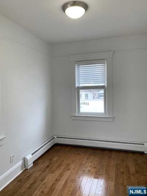 Building Photo - 378 Park Ave